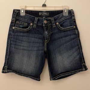 Silver Dark Wash‎ Suki shorts